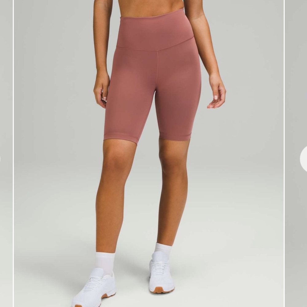 lululemon athletica Women's Bike Shorts in Mauve